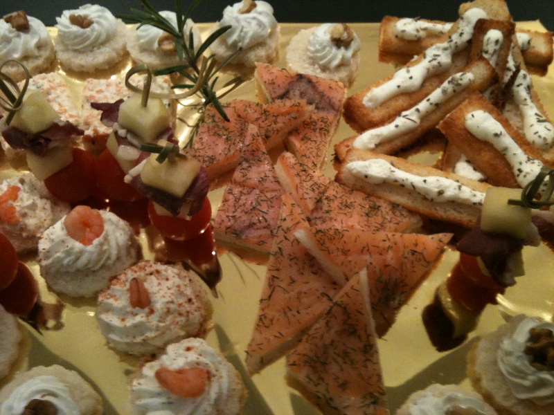 02-buffet-canapes-varies
